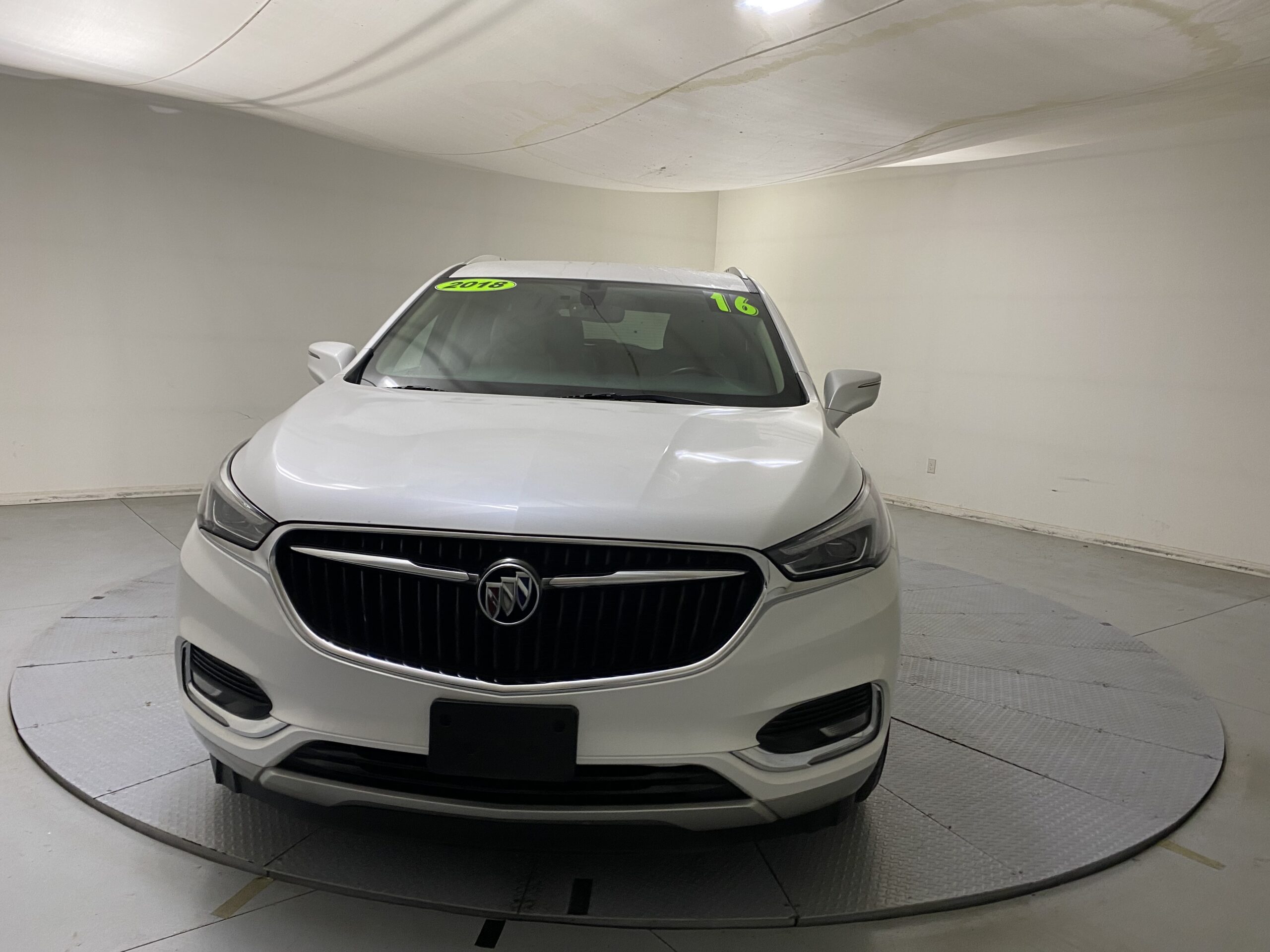 2018 Buick Enclave Essence's photo